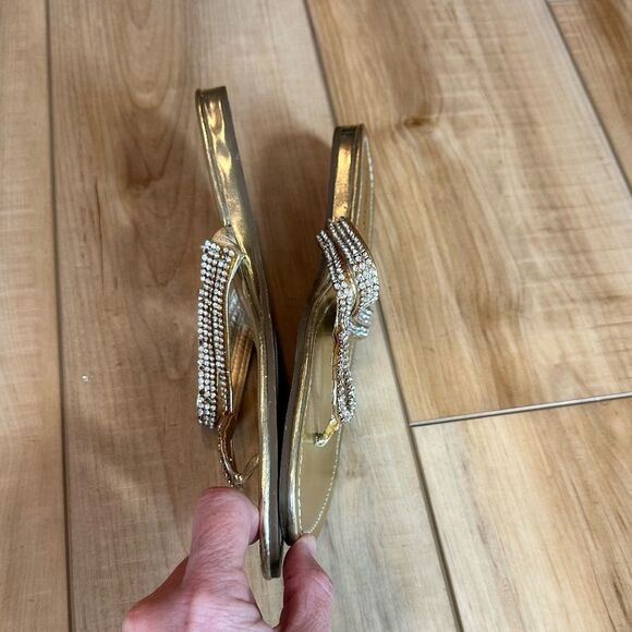 Guess Women's Gold - Rhinestone - Beaded Flat Sandals Size 8/12 - Picture 4 of 11